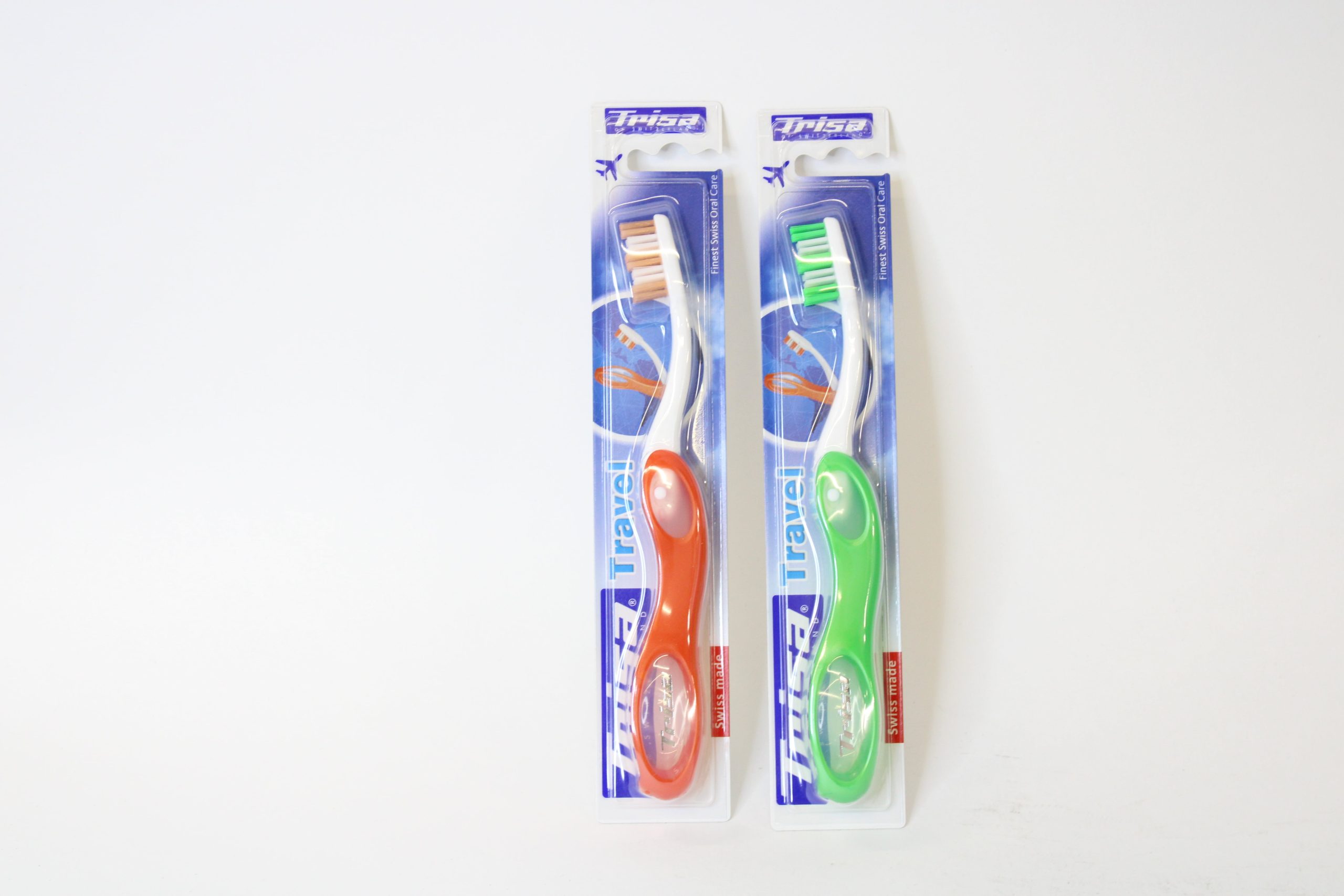 مسواک تاشو تراول تریزا با برس متوسطTRISA TRAVEL MEDIUM TOOTHBRUSH